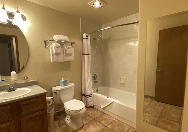 Imagen de la habitación del Hotel Friday Harbor Suites. Foto 11