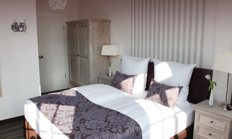 Imagen de la habitación del Hotel Friedrichs. Foto 8