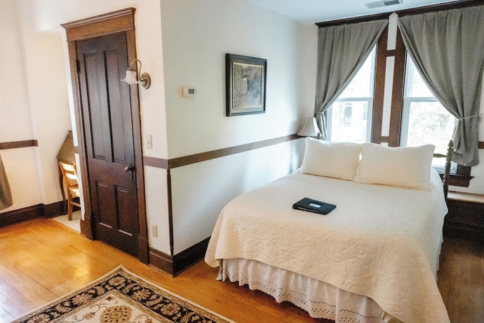 Imagen de la habitación del Hotel Friendly City Inn Bed and Breakfast. Foto 2