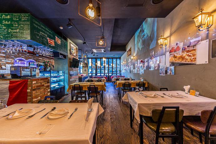 Imagen del bar/restaurante del Hotel Friendly DH Naissance Hotel by Mindrum group. Foto 4