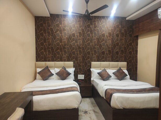 Imagen de la habitación del Hotel Friends Palace. Foto 16
