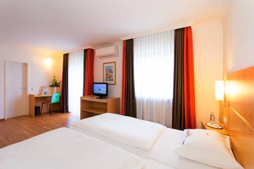Imagen de la habitación del Hotel Friends Saarbr&uuml;cken. Foto 6