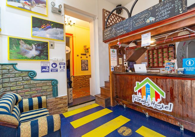 Imagen de los interiores del Hotel Friends and Rooftop. Foto 20