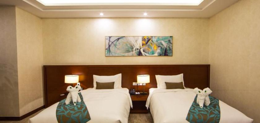 Imagen de la habitación del Hotel Friendship Convention Center. Foto 9