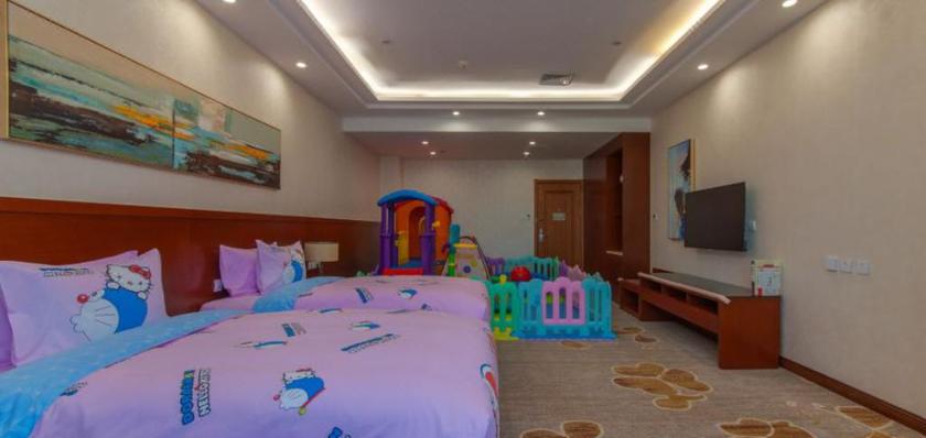 Imagen de la habitación del Hotel Friendship Convention Center. Foto 15