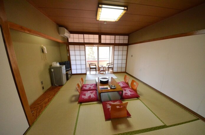 Imagen de la habitación del Hotel Friendship Heights Yoshimi. Foto 29