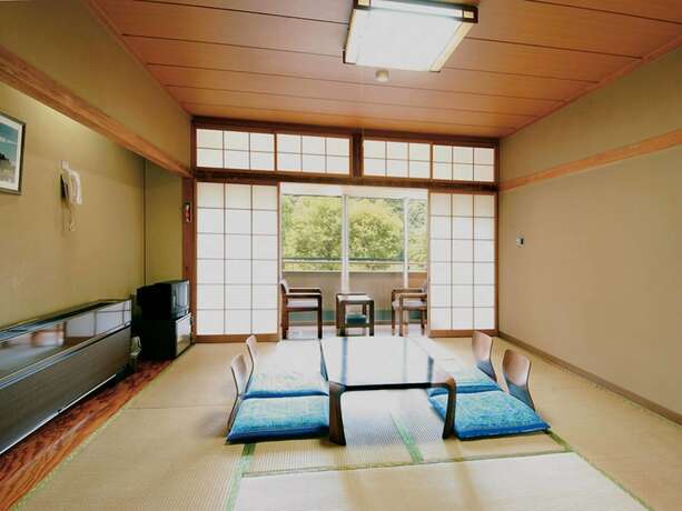 Imagen de la habitación del Hotel Friendship Heights Yoshimi. Foto 32