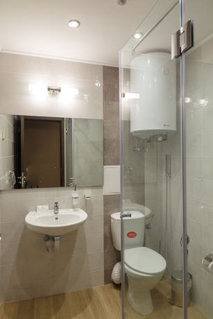 Imagen de la habitación del Hotel Frigopan. Foto 17