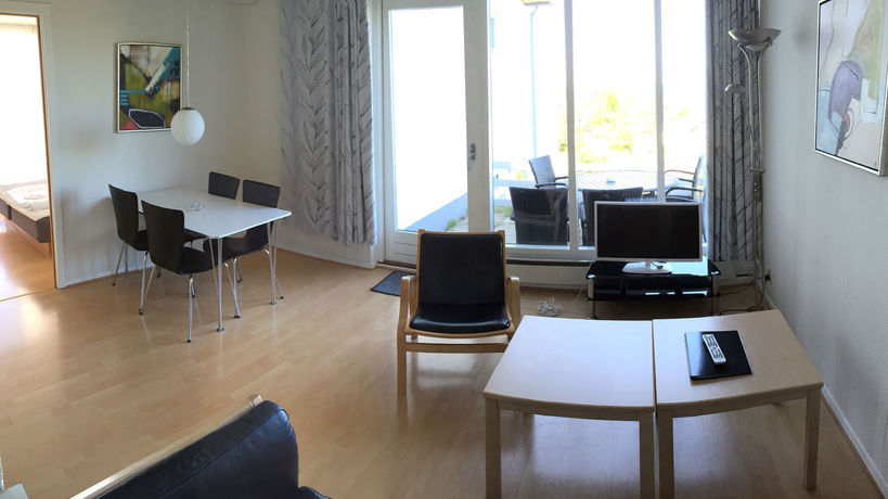 Imagen de la piscina del Hotel Friheden. Foto 14