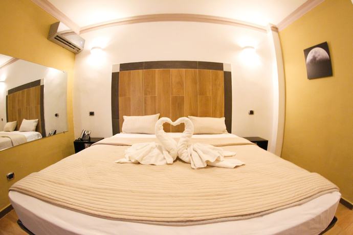 Imagen de la habitación del Hotel FrioHot. Foto 19