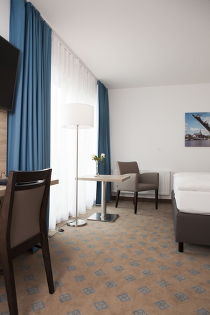 Imagen de la habitación del Hotel Frisia. Foto 9