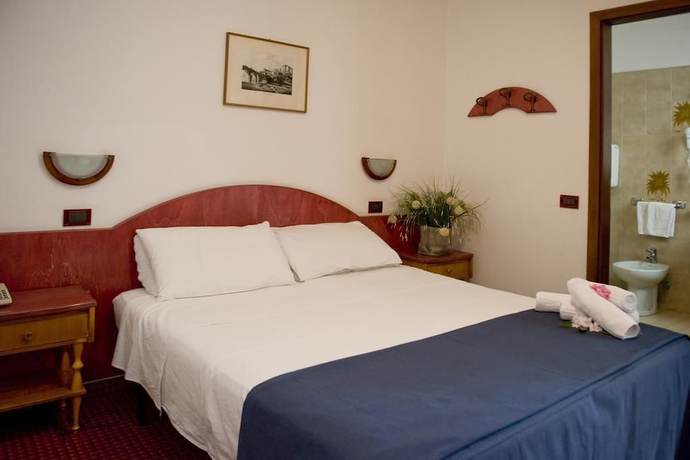 Imagen de la habitación del Hotel Friuli, Lignano Sabbiadoro. Foto 10