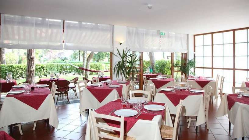 Imagen del bar/restaurante del Hotel Friuli, Lignano Sabbiadoro. Foto 7