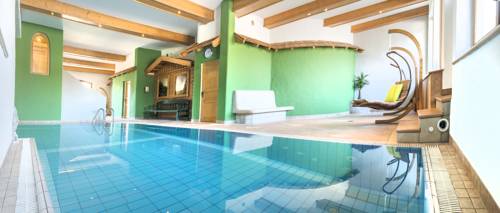 Imagen de la habitación del Hotel Frohnatur. Foto 2