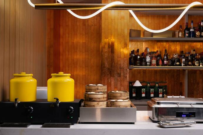 Imagen del bar/restaurante del Hotel From.k Changsha Wuyi Square Ifs. Foto 12