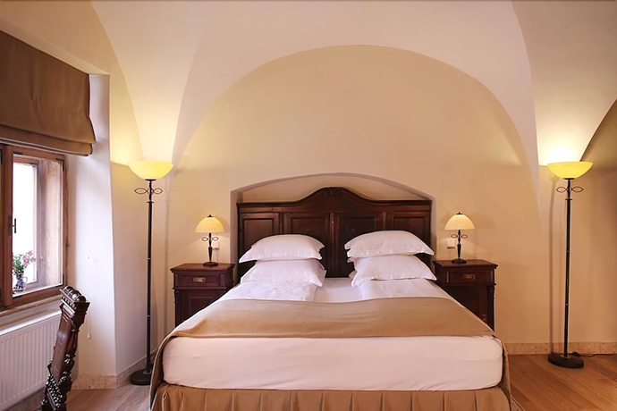 Imagen de la habitación del Hotel Fronius Residence. Foto 2