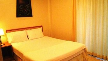 Imagen general del Hotel Front Beach, Hua Hin. Foto 1