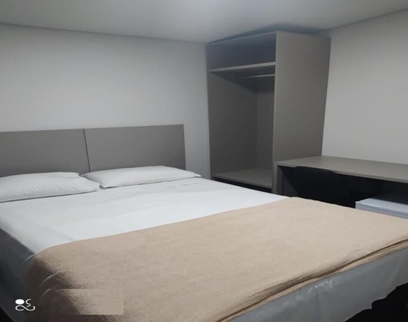 Imagen de la habitación del Hotel Front Expominas. Foto 11