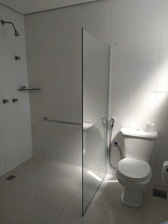 Imagen de la habitación del Hotel Front Expominas. Foto 17