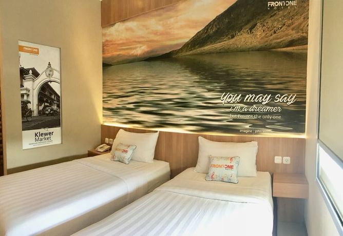 Imagen de la habitación del Hotel Front One Airport Solo. Foto 9