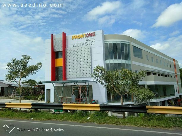 Imagen general del Hotel Front One Airport Solo. Foto 1
