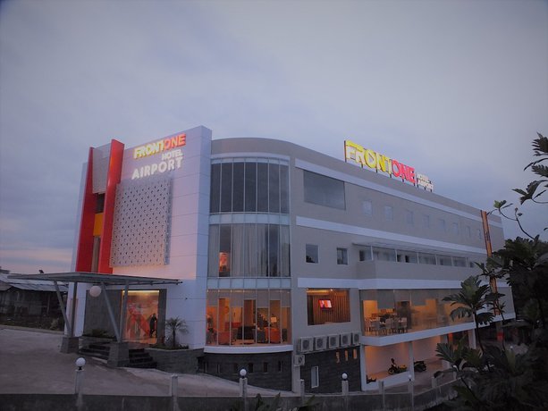 Imagen general del Hotel Front One Airport Solo. Foto 2