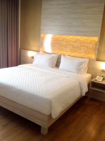 Imagen general del Hotel Front One Akshaya Karawang. Foto 3