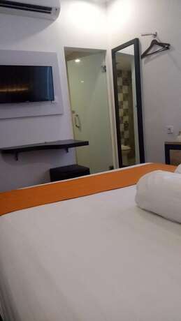 Imagen general del Hotel Front One Boutique Tugu Muda Semarang. Foto 2