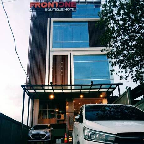 Imagen general del Hotel Front One Boutique Tugu Muda Semarang. Foto 4