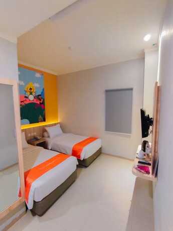 Imagen de la habitación del Hotel Front One Budget Abepura. Foto 16
