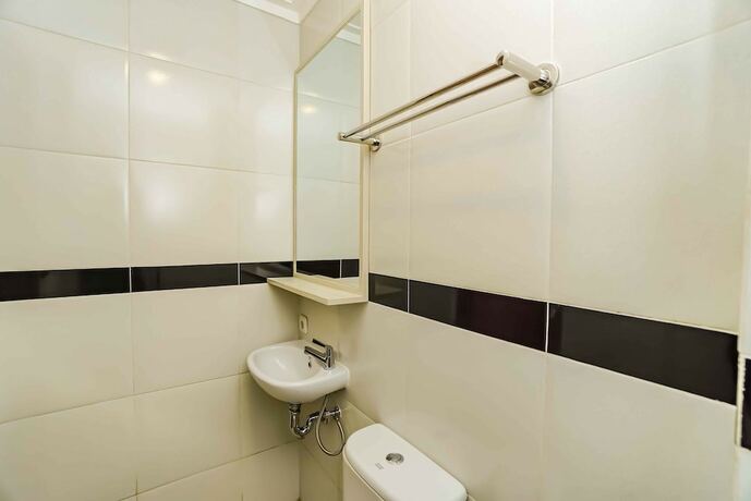 Imagen general del Hotel Front One Budget Bekasi. Foto 7