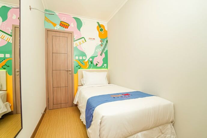 Imagen de la habitación del Hotel Front One Budget Bekasi. Foto 19