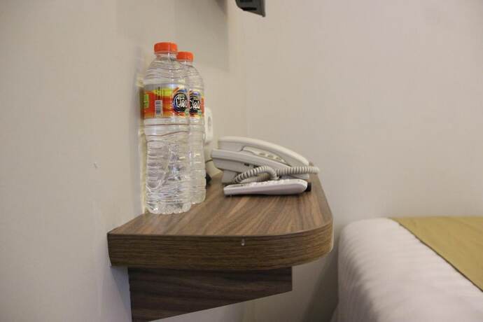 Imagen general del Hotel Front One Cabin Malioboro Jogja. Foto 11