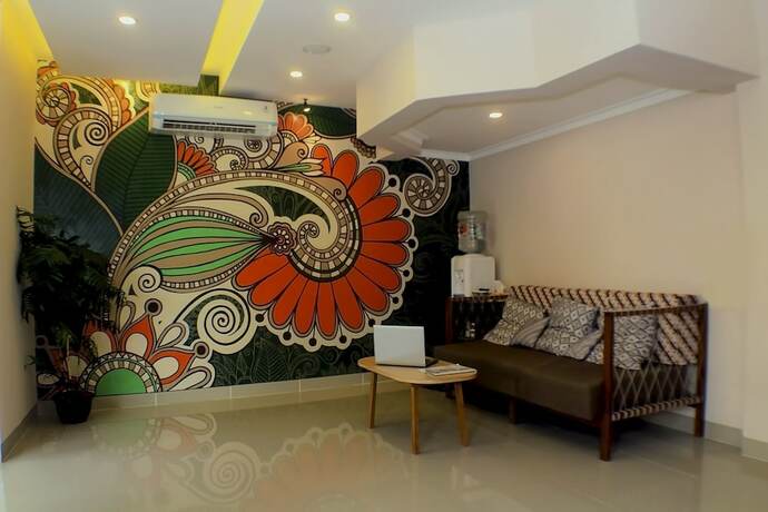 Imagen general del Hotel Front One Cabin Malioboro Jogja. Foto 15