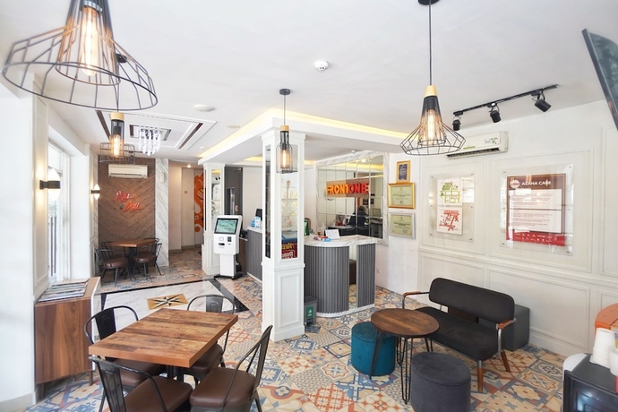 Imagen de los interiores del Hotel Front One Cabin Slamet Riyadi Solo. Foto 12