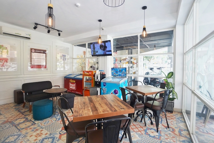 Imagen de los interiores del Hotel Front One Cabin Slamet Riyadi Solo. Foto 15