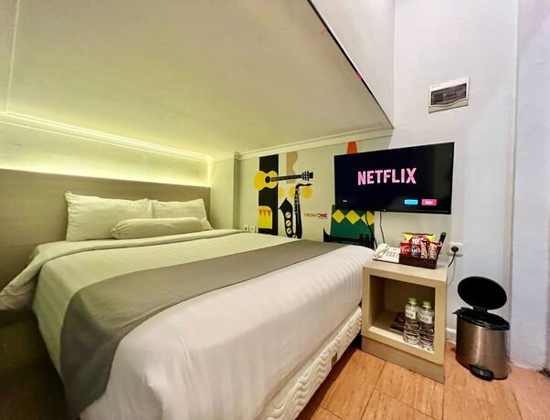 Imagen de la habitación del Hotel Front One Cabin Sunter. Foto 19