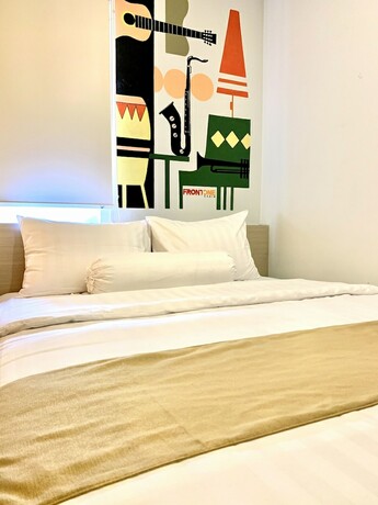 Imagen de la habitación del Hotel Front One Cabin Sunter. Foto 27
