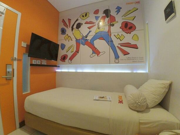 Imagen de la habitación del Hotel Front One Cabin Tirtonadi Solo. Foto 22