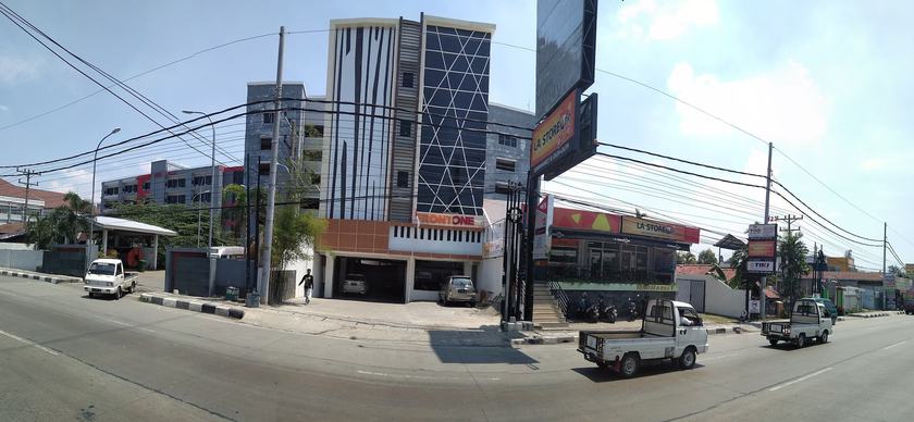 Imagen general del Hotel Front One Inn Semarang. Foto 1
