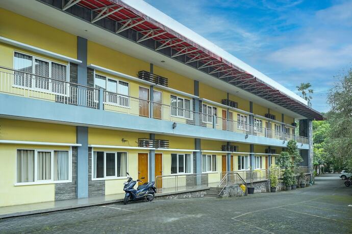 Imagen general del Hotel Front One Resort Indraloka Temanggung. Foto 1
