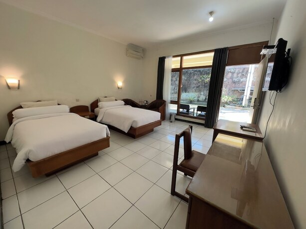 Imagen de la habitación del Hotel Front One Resort Indraloka Temanggung. Foto 12