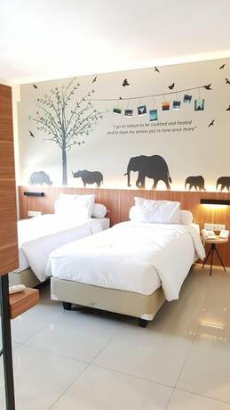 Imagen general del Hotel Front One Resort Magelang. Foto 16