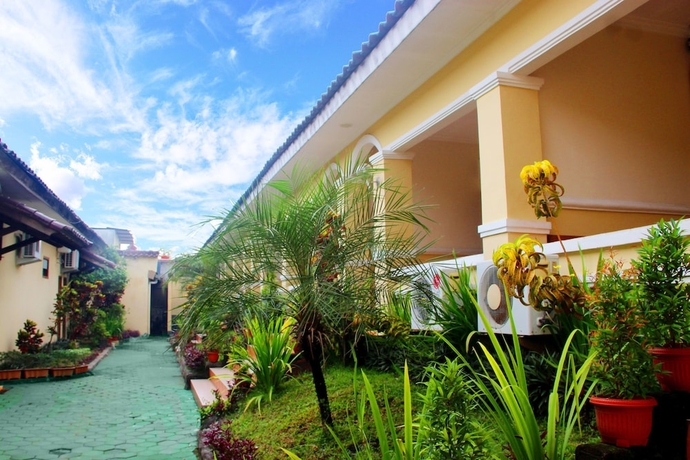 Imagen de la habitación del Hotel Front One Resort Yogyakarta. Foto 6