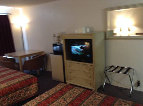 Imagen de la habitación del Hotel Front Street Inn. Foto 8
