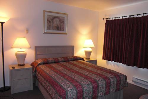 Imagen de la habitación del Hotel Front Street Inn. Foto 11
