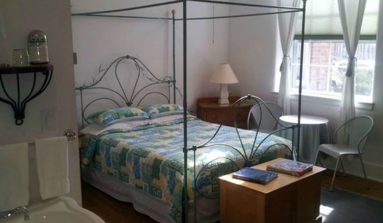 Imagen de la habitación del Hotel Front Street Inn, Wilmington NC. Foto 15