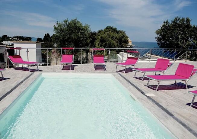 Imagen general del Hotel Frontemare Village and Spa. Foto 4