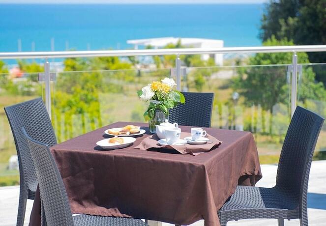 Imagen general del Hotel Frontemare Village and Spa. Foto 10