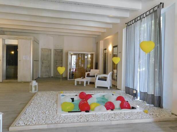 Imagen general del Hotel Frontemare Village and Spa. Foto 13